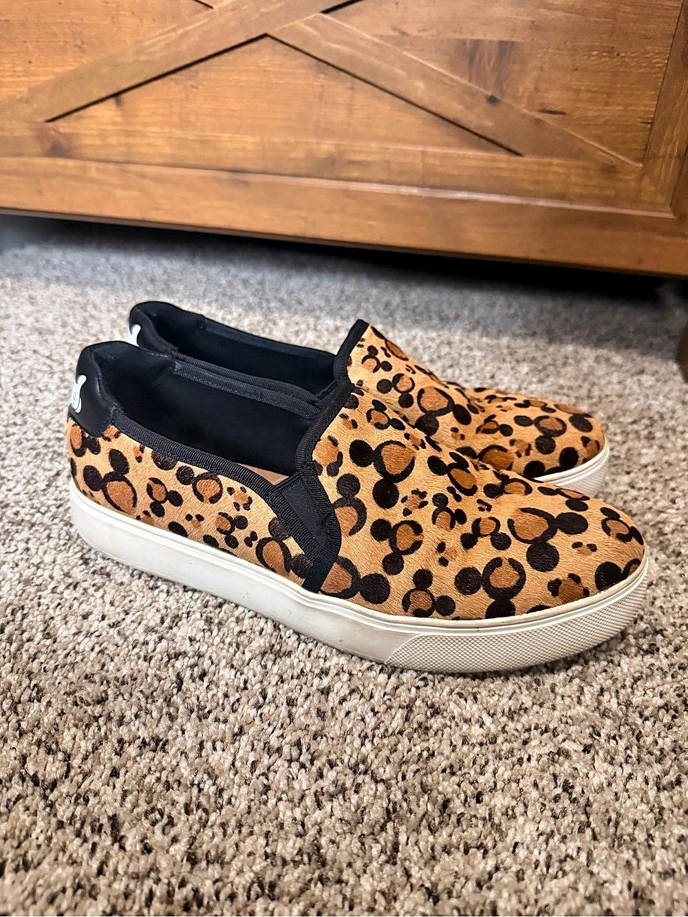 Disney Aldo Mickey Mouse Cheetah Slip-On Sneakers US 8 - Picture 3 of 11